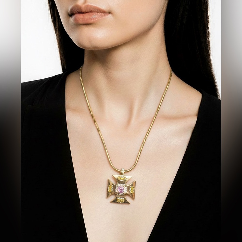 Elegant Gold and Pink Pendant Necklace